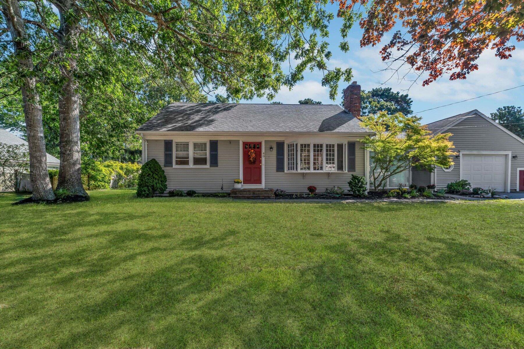 40 Captain Stanley Road South Yarmouth MA 02664