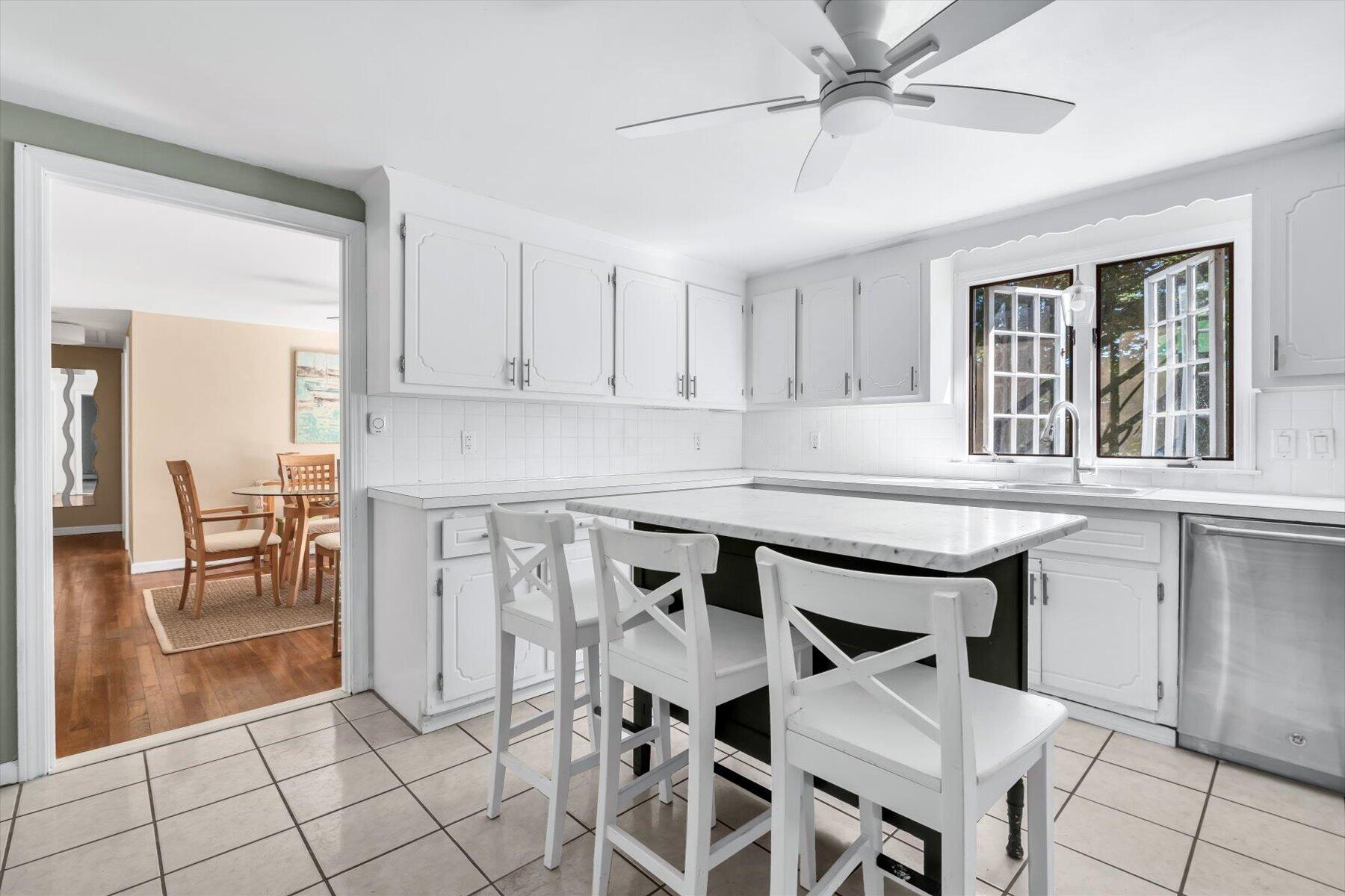 40 Captain Stanley Road South Yarmouth MA 02664