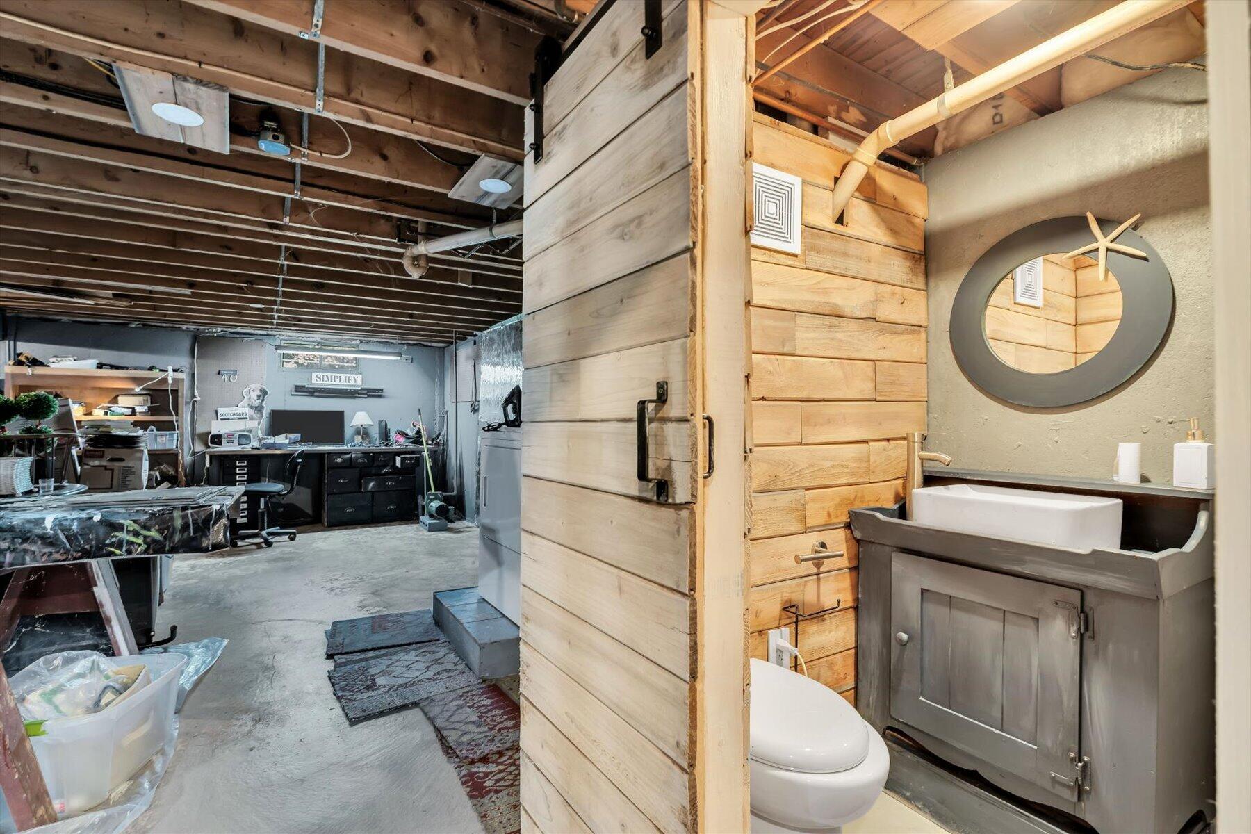 40 Captain Stanley Road South Yarmouth MA 02664