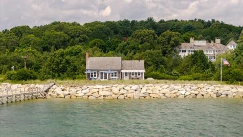 341 Standish Street Duxbury MA 02332