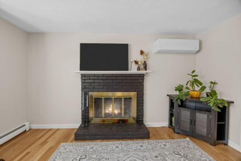74 Meredith Drive Falmouth MA 02536