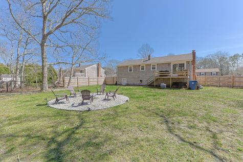 74 Meredith Drive Falmouth MA 02536
