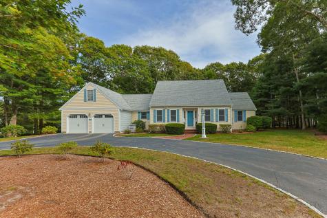25 Sturbridge Drive Barnstable MA 02655