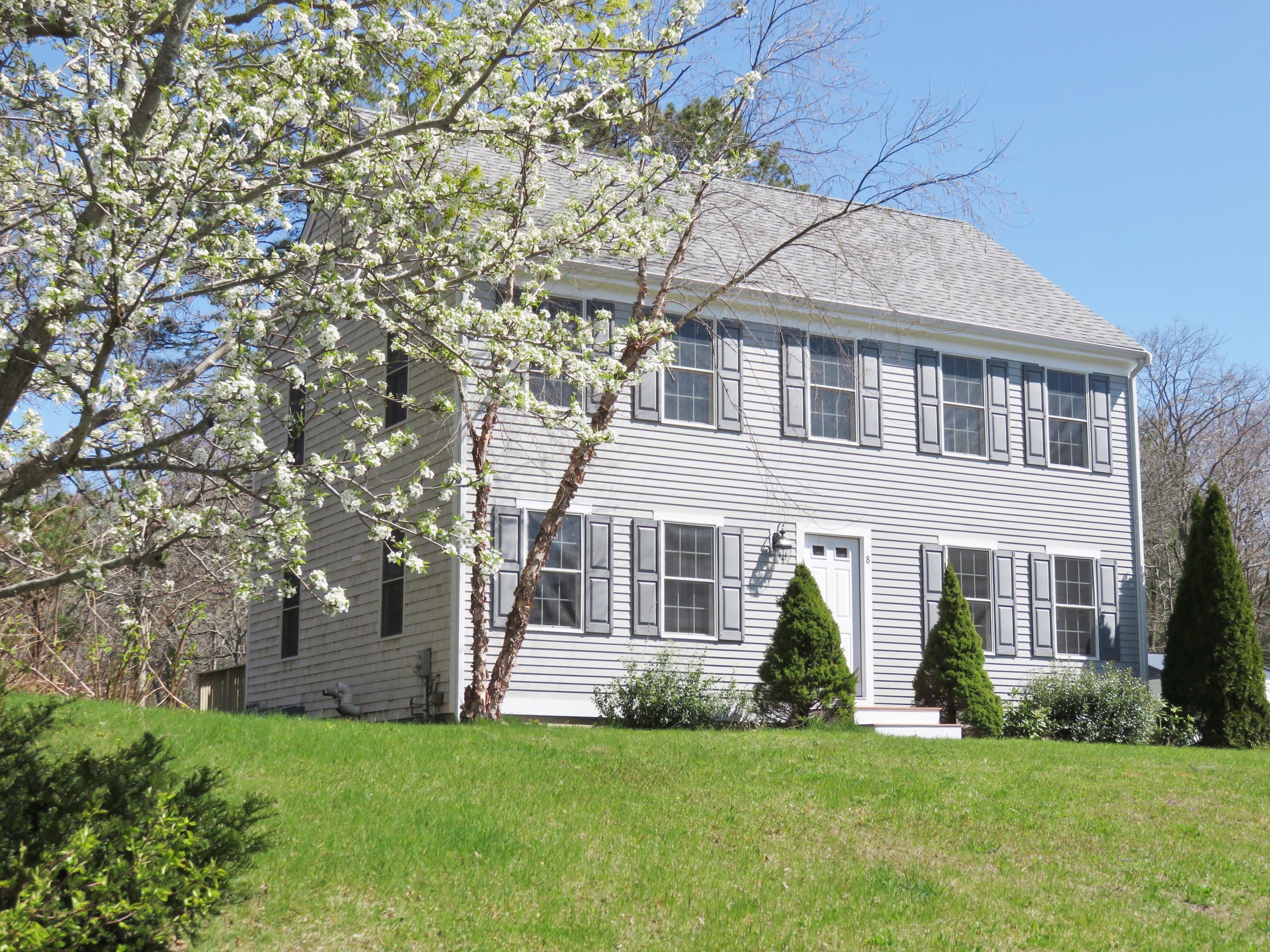 8 River Hill Road Mashpee MA 02649
