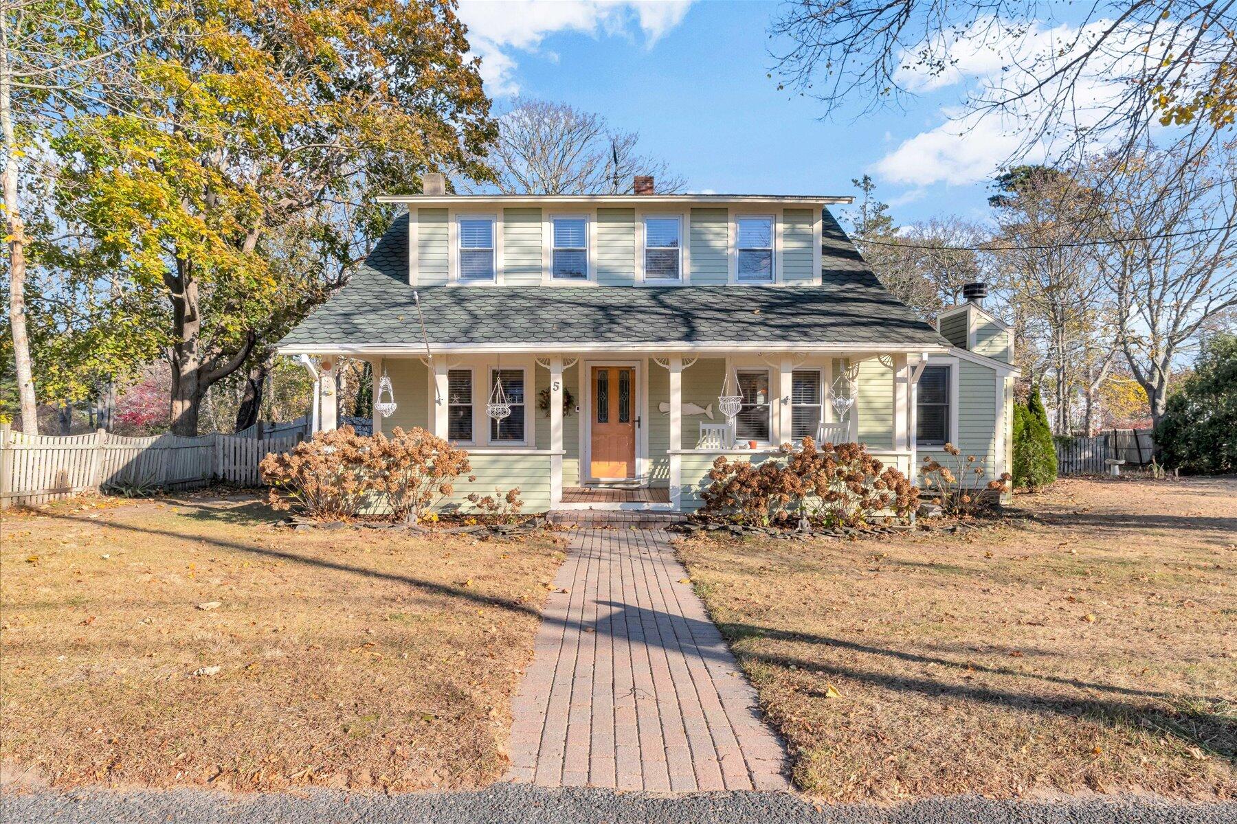 5 Mansion Street Harwich MA 02671