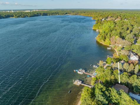 42 Cayuga Mashpee MA 02649