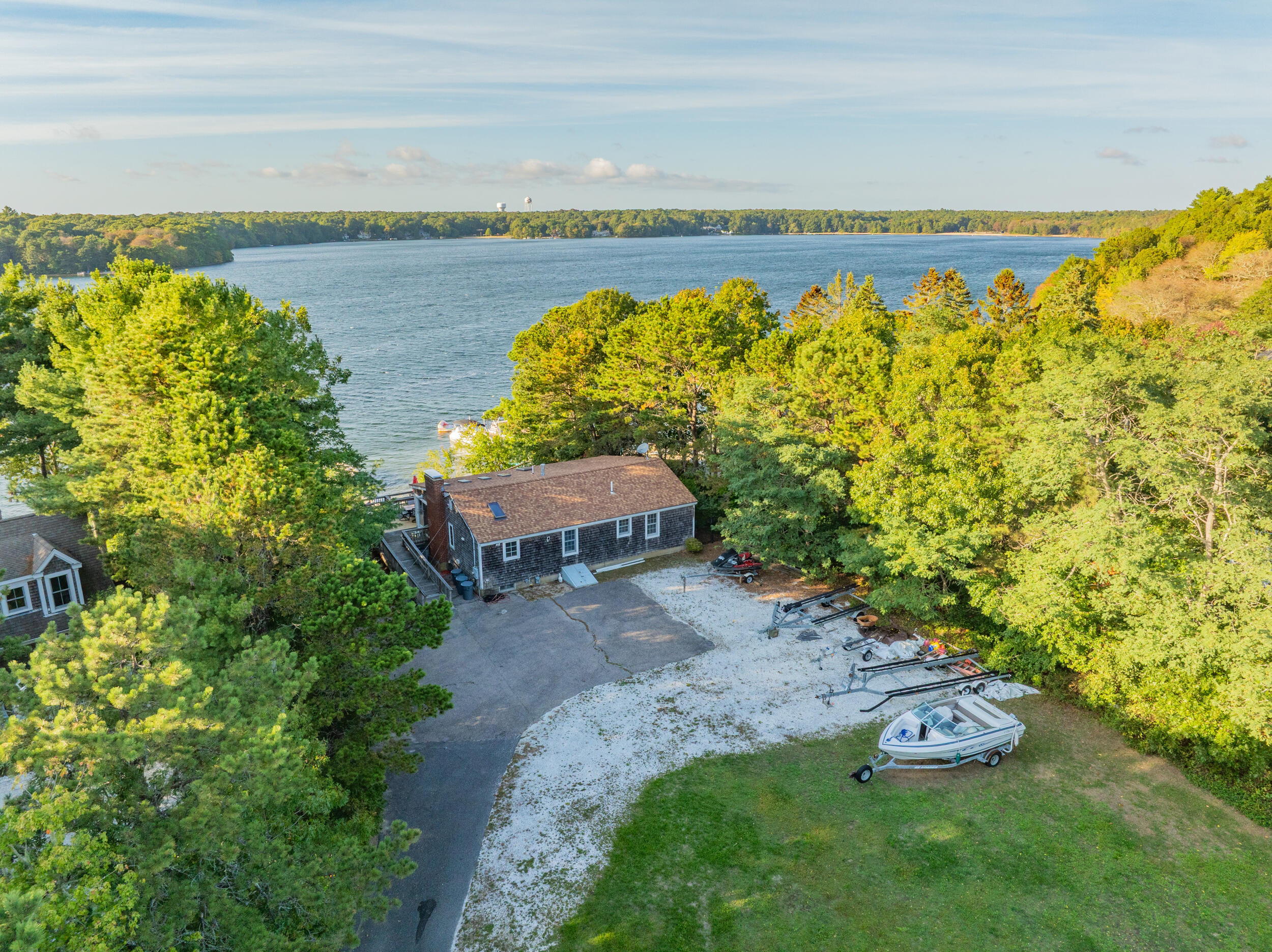 42 Cayuga Mashpee MA 02649