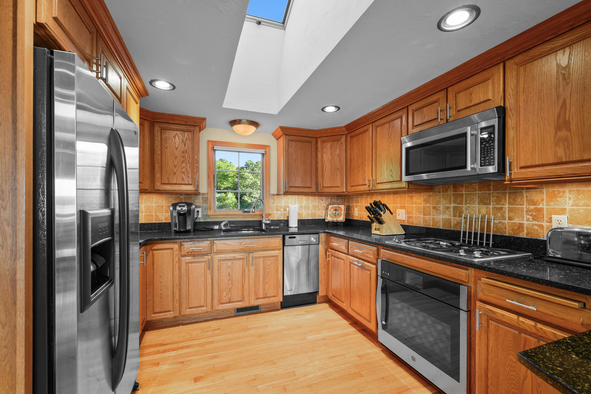 42 Cayuga Mashpee MA 02649