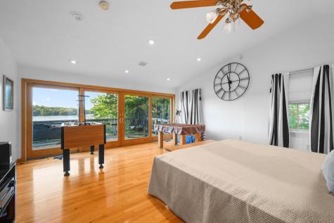 42 Cayuga Mashpee MA 02649