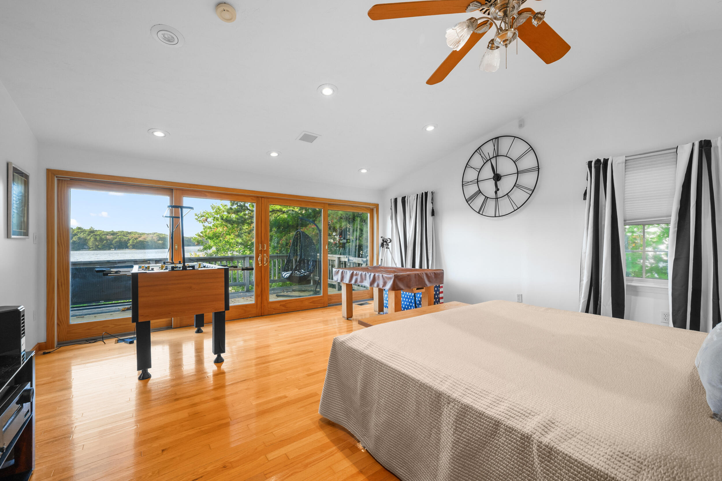 42 Cayuga Mashpee MA 02649