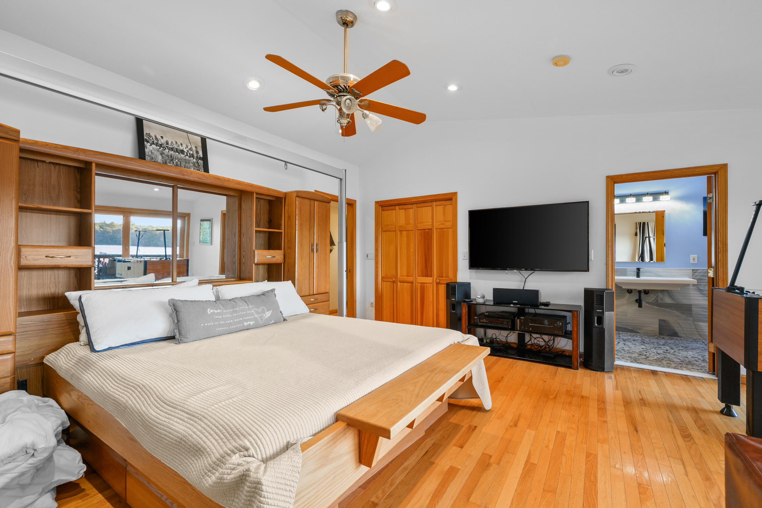 42 Cayuga Mashpee MA 02649