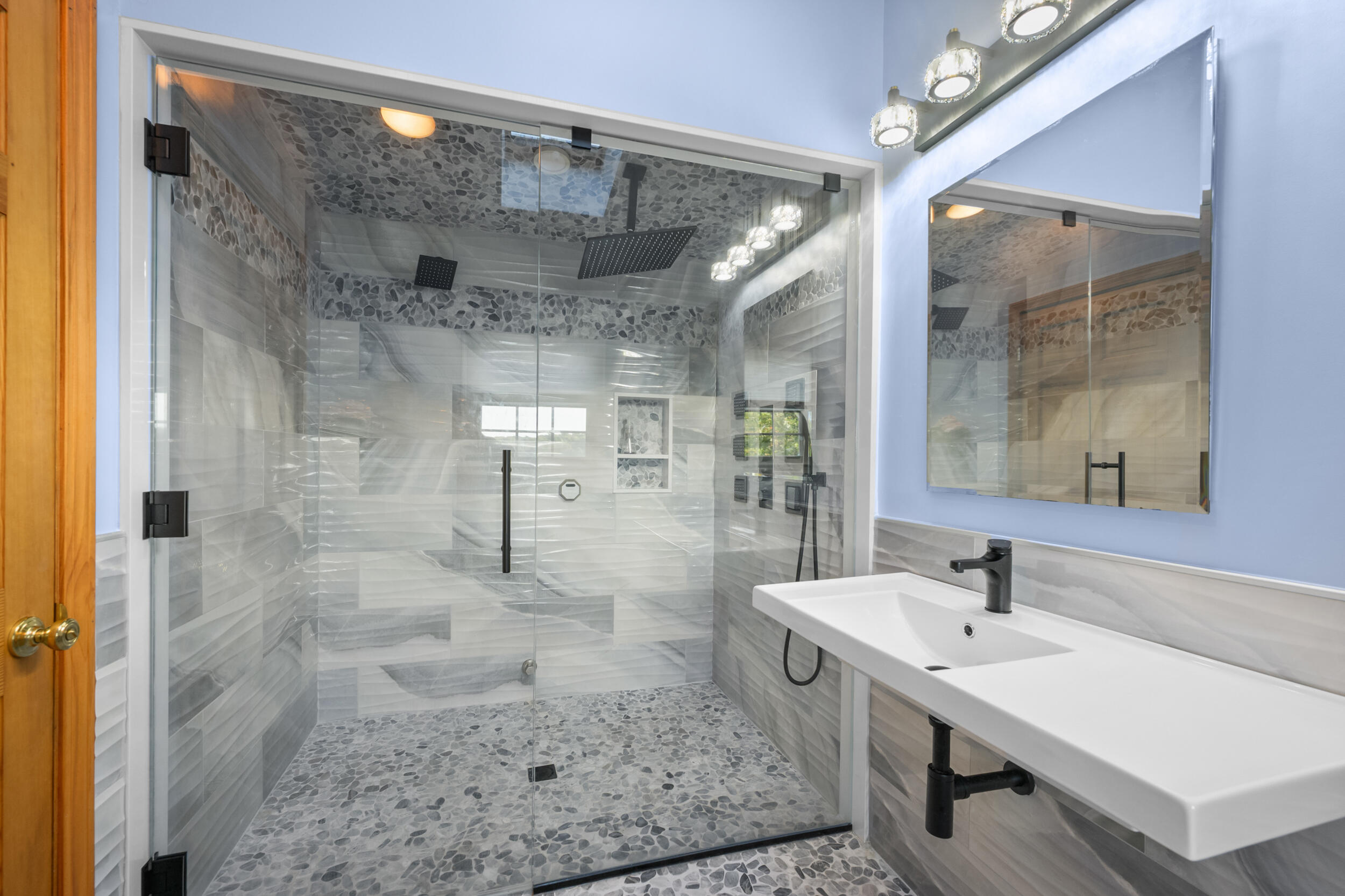 42 Cayuga Mashpee MA 02649