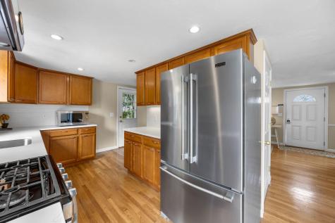 33 Lakefield Road South Yarmouth MA 02664