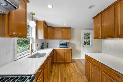 33 Lakefield Road South Yarmouth MA 02664