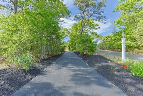 11 Perseverance Path Dennis MA 02638
