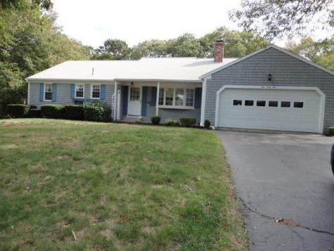 144 Monomoy Circle Centerville MA 02632