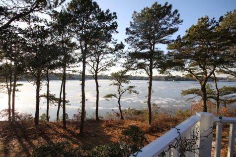6 Jehu Pond Road Mashpee MA 02649
