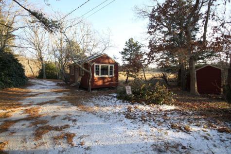 6 Jehu Pond Road Mashpee MA 02649