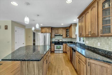 21 Longview Road Falmouth MA 02556