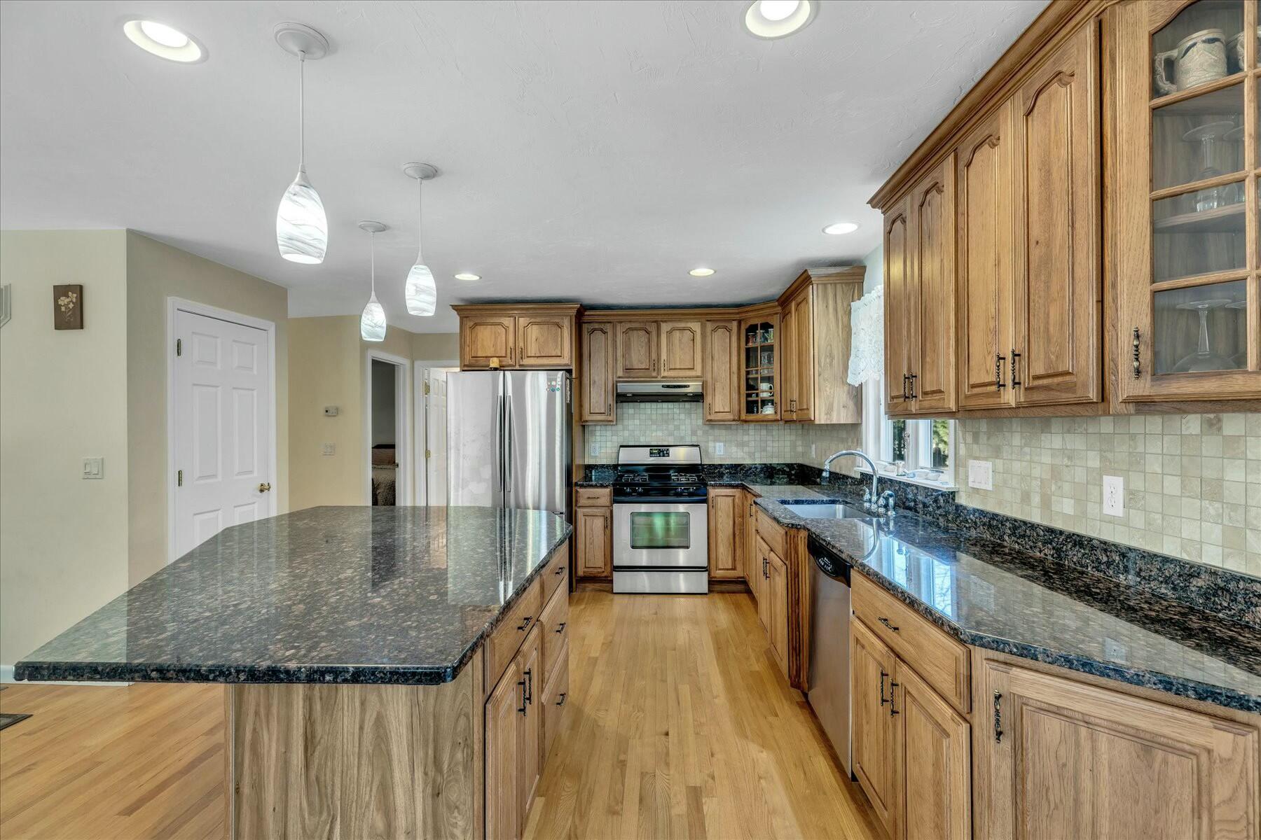 21 Longview Road Falmouth MA 02556