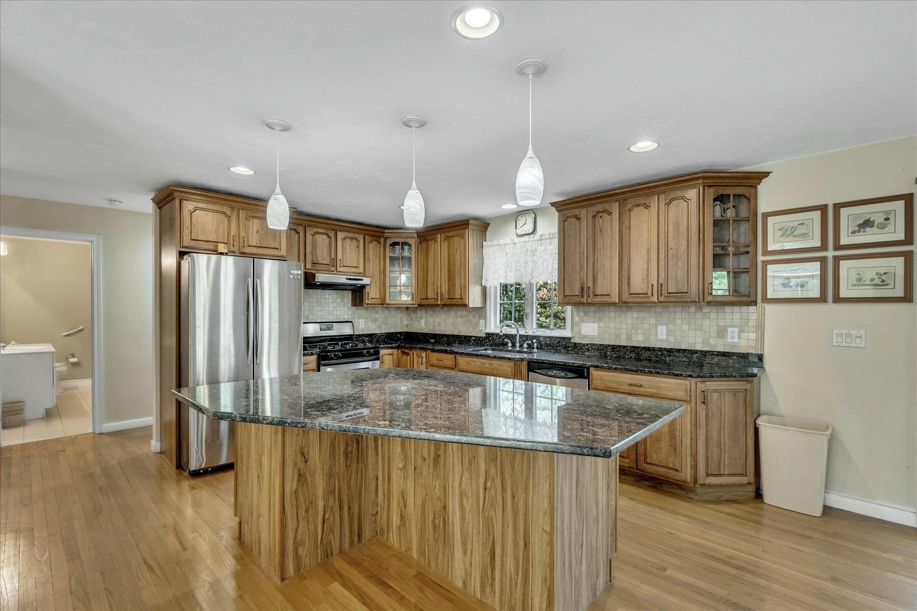 21 Longview Road Falmouth MA 02556