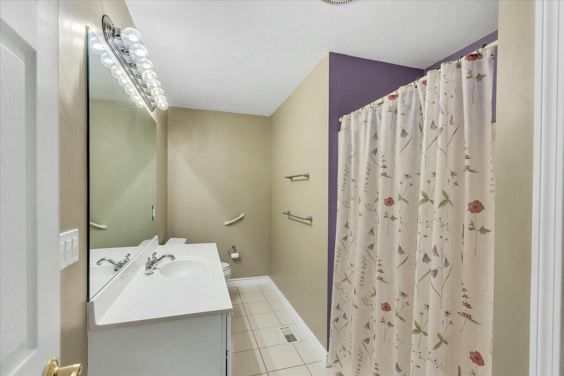 21 Longview Road Falmouth MA 02556