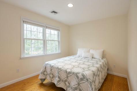 21 Longview Road Falmouth MA 02556