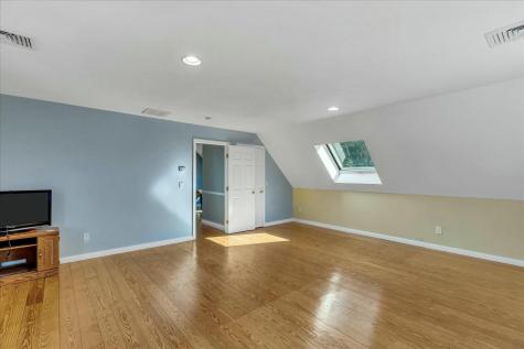 21 Longview Road Falmouth MA 02556