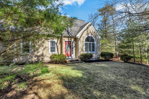 21 Longview Road Falmouth MA 02556