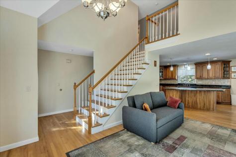 21 Longview Road Falmouth MA 02556