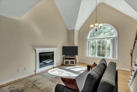 21 Longview Road Falmouth MA 02556