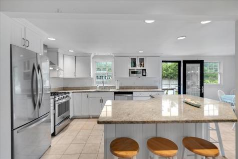209 Greenwood Avenue Barnstable MA 02647