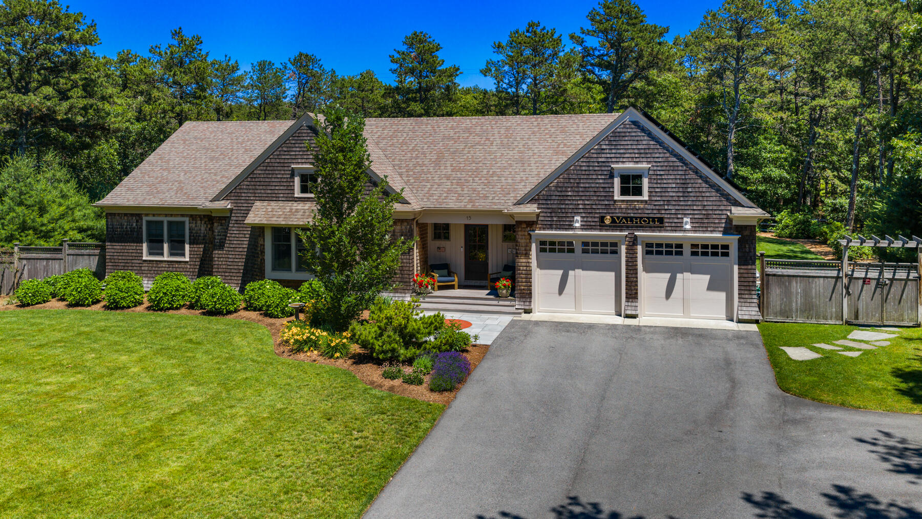 15 Capt Bellamy Road Wellfleet MA 02667