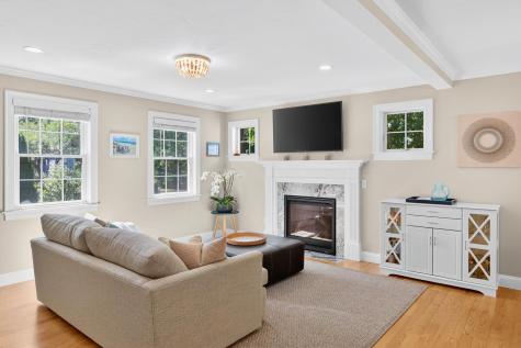 24 Chase Street Harwich MA 02671