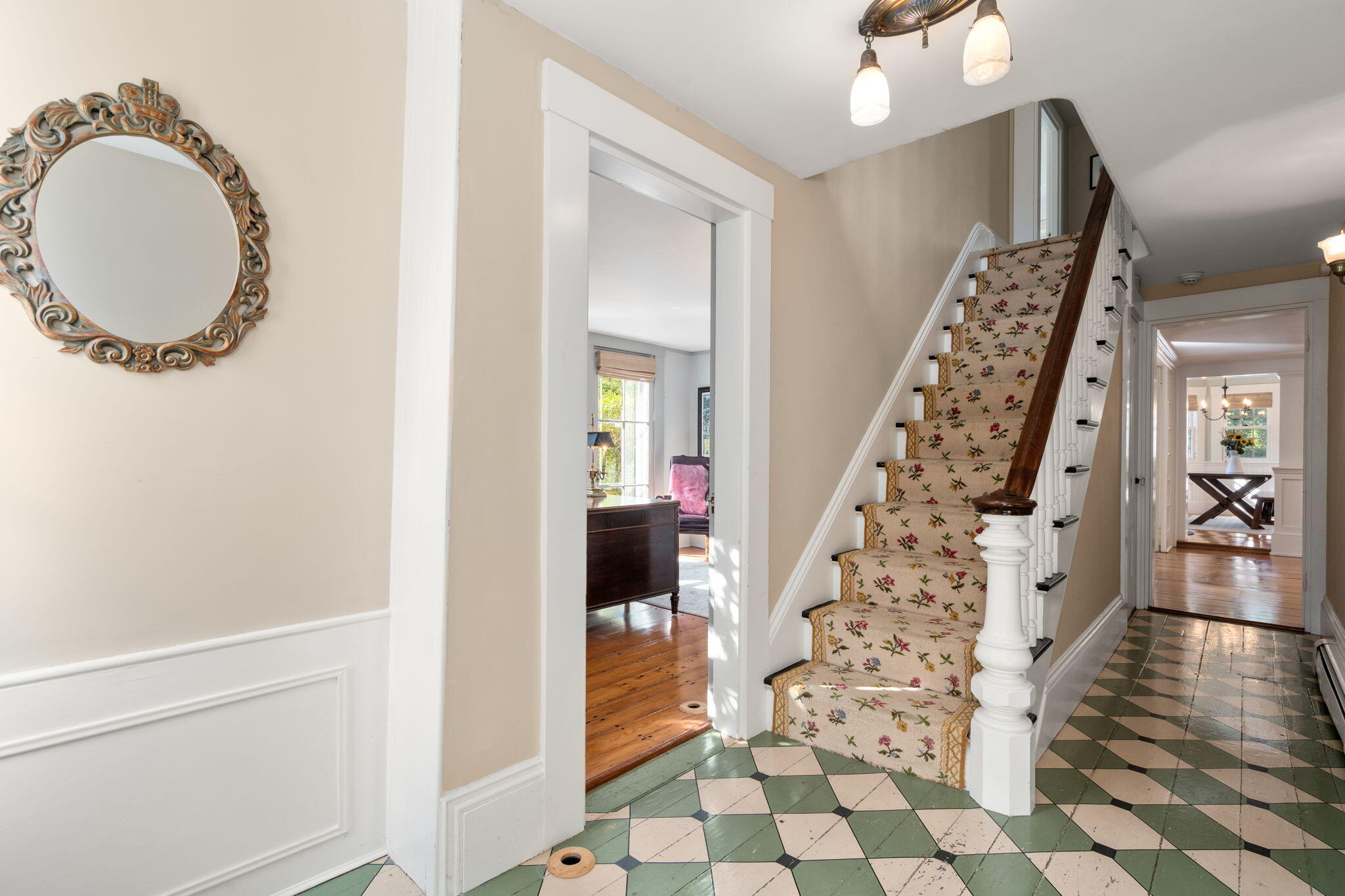 4428 Main Street Cummaquid MA 02630