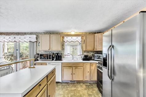 370 Quinaquisset Avenue Mashpee MA 02649