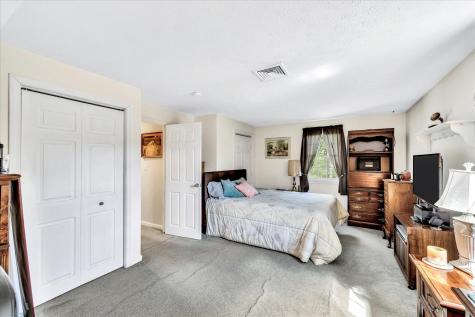 370 Quinaquisset Avenue Mashpee MA 02649