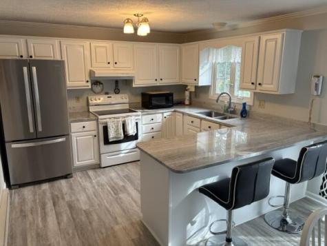 567 Main Street Mashpee MA 02649