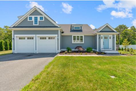 7 Maxwell Lane MA 02563