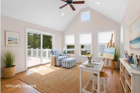 7 Maxwell Lane MA 02563