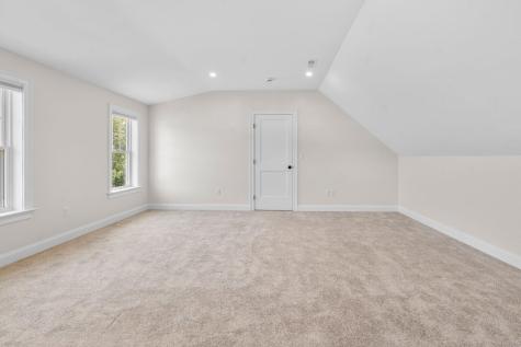 7 Maxwell Lane MA 02563