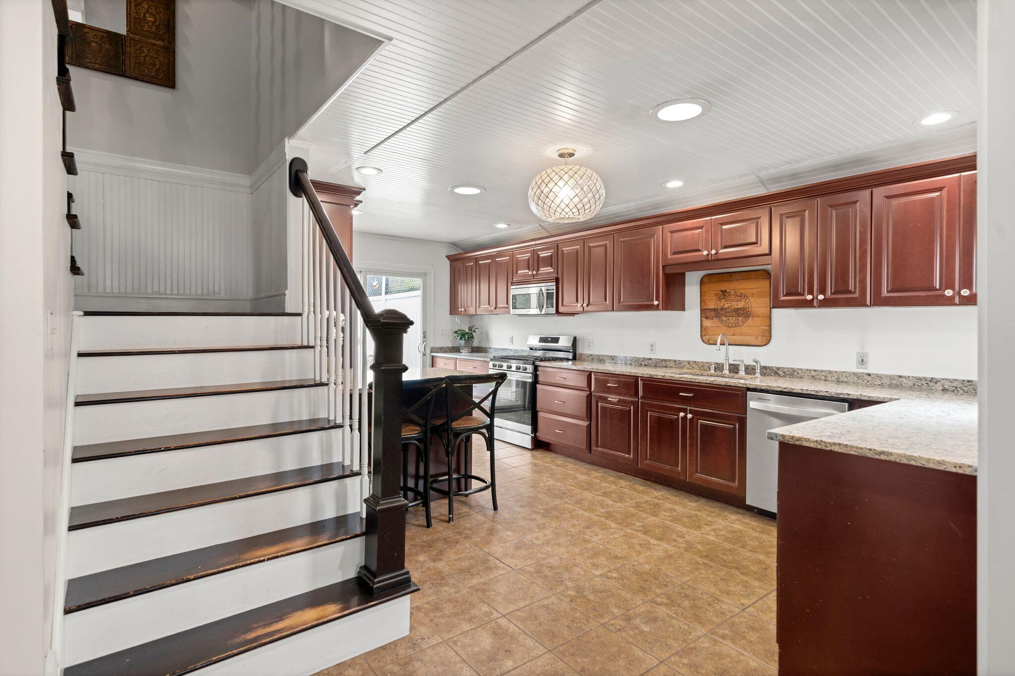 43 Jarves Street Sandwich MA 02563