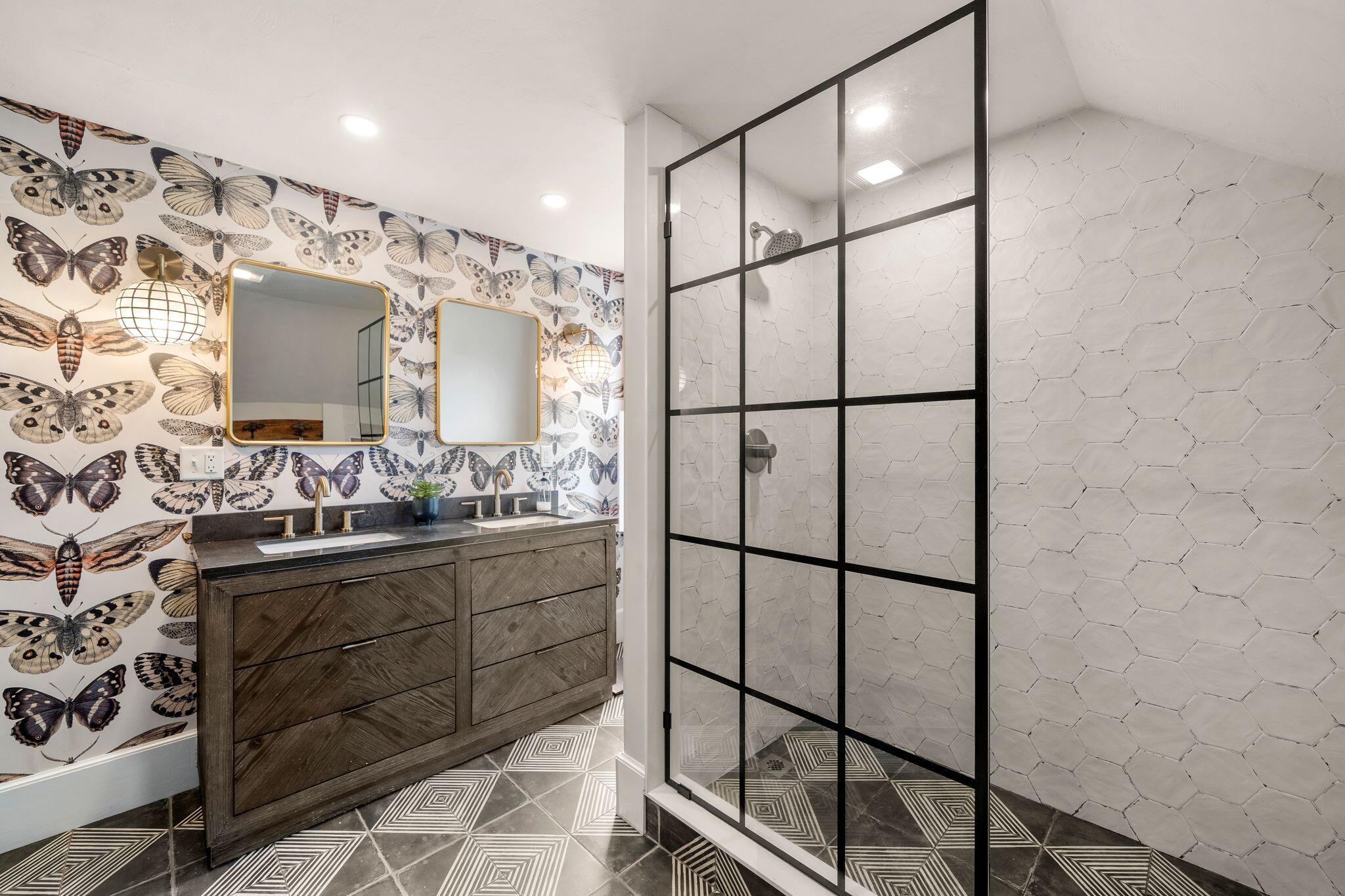 43 Jarves Street Sandwich MA 02563