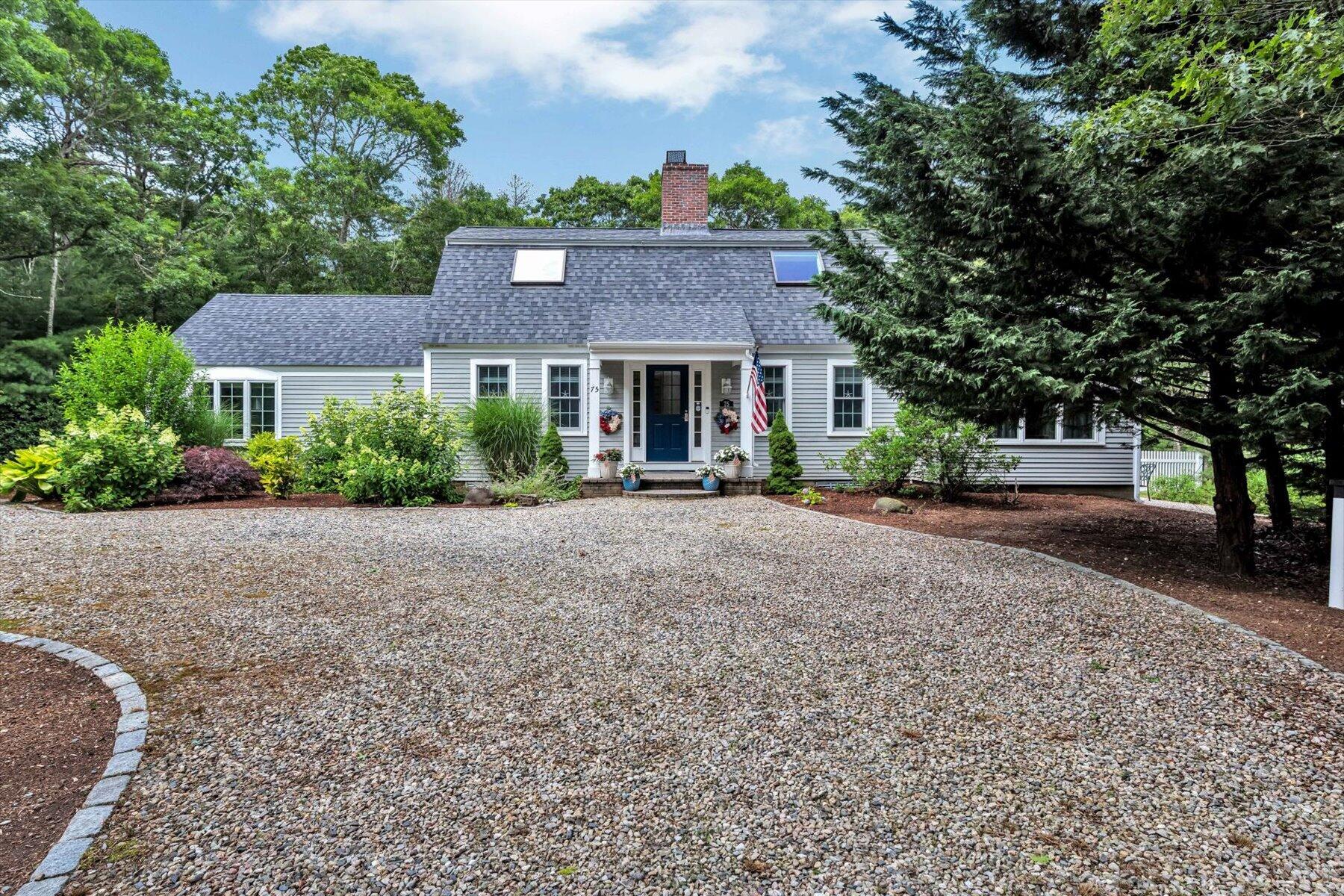 75 The Hunt Circle Mashpee MA 02649