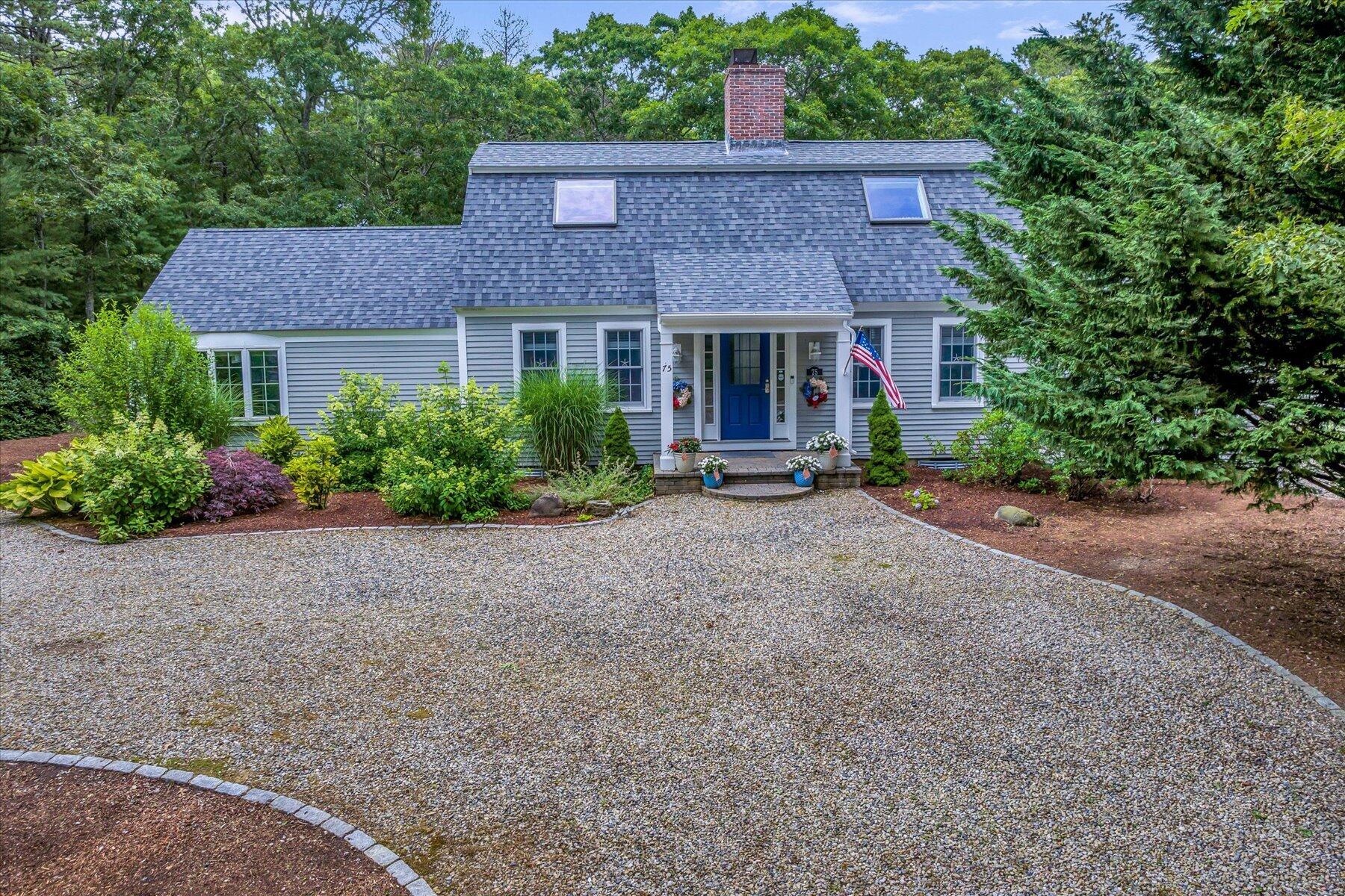 75 The Hunt Circle Mashpee MA 02649