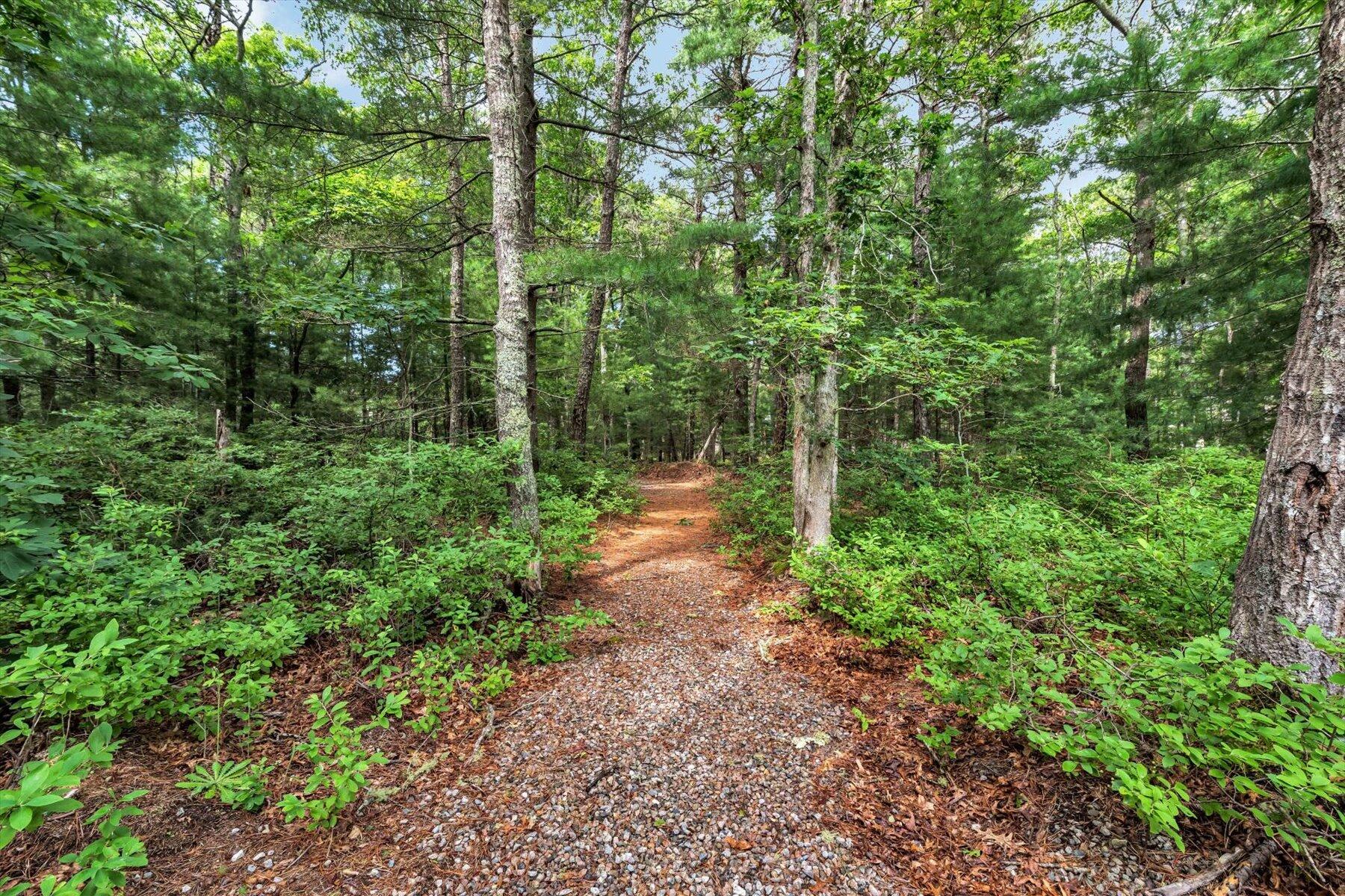 75 The Hunt Circle Mashpee MA 02649