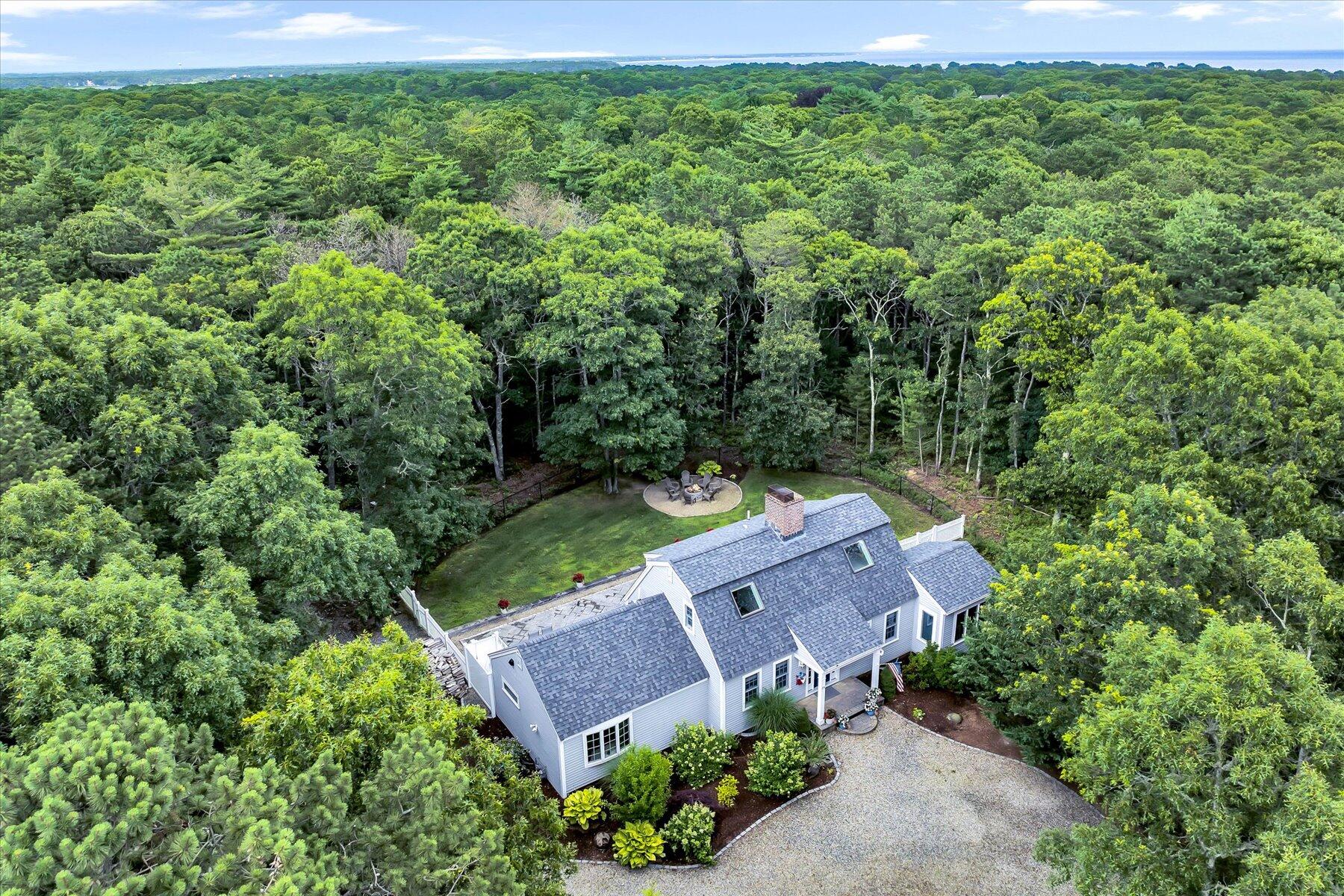 75 The Hunt Circle Mashpee MA 02649