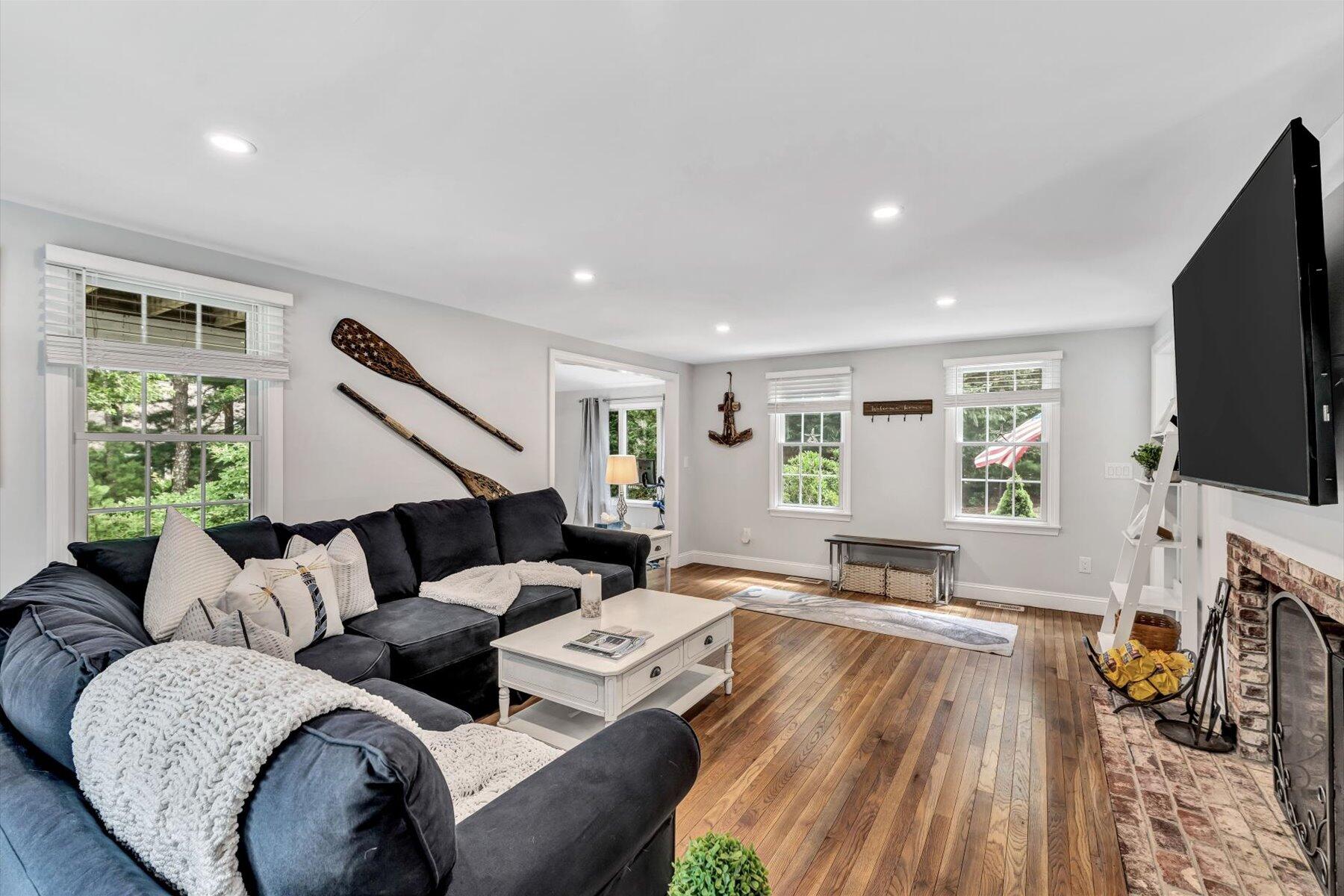 75 The Hunt Circle Mashpee MA 02649