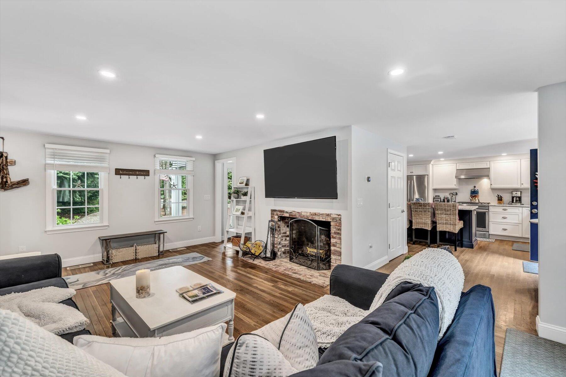 75 The Hunt Circle Mashpee MA 02649