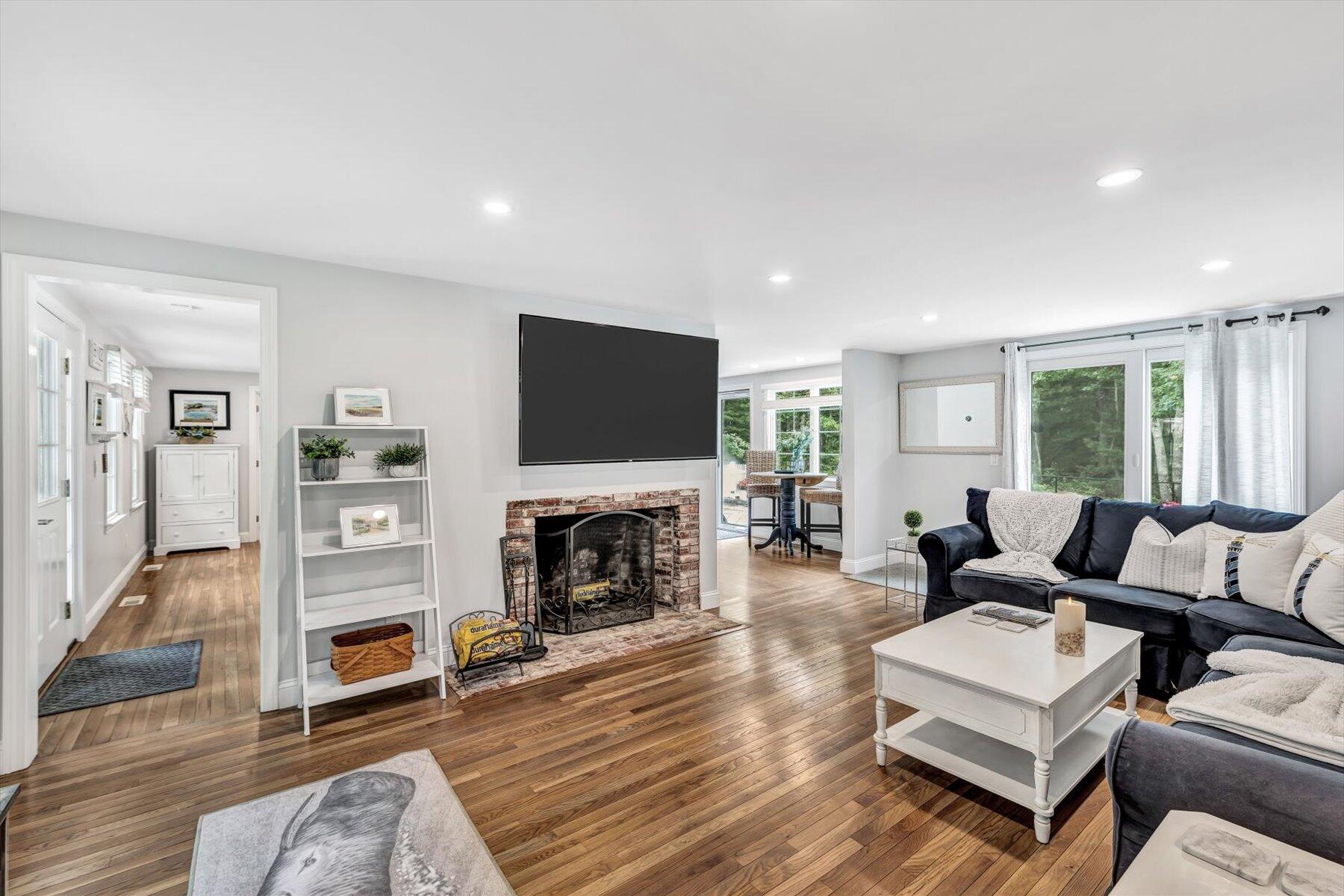 75 The Hunt Circle Mashpee MA 02649